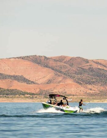 Roosevelt Lake Marina